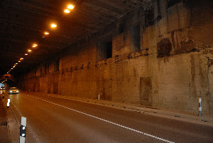Der Nordtunnel mit zahlreichen Öffnungen